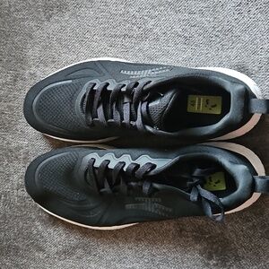 Black Athletic Men's Shoes